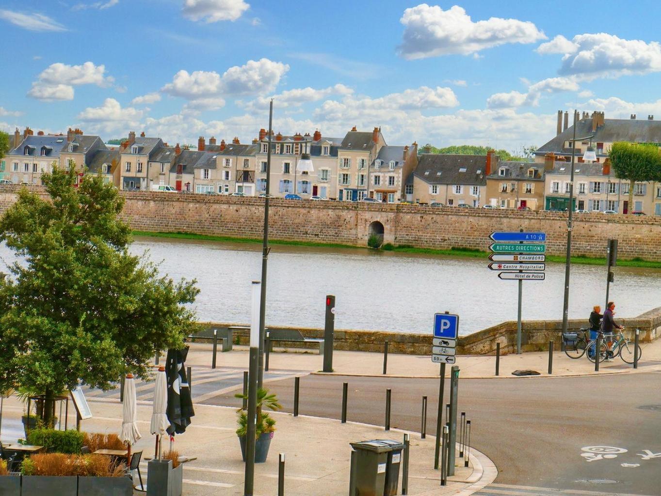 Moderne 60M2 Vue Sur La Loire Hypercentre Apartment Blois Bagian luar foto